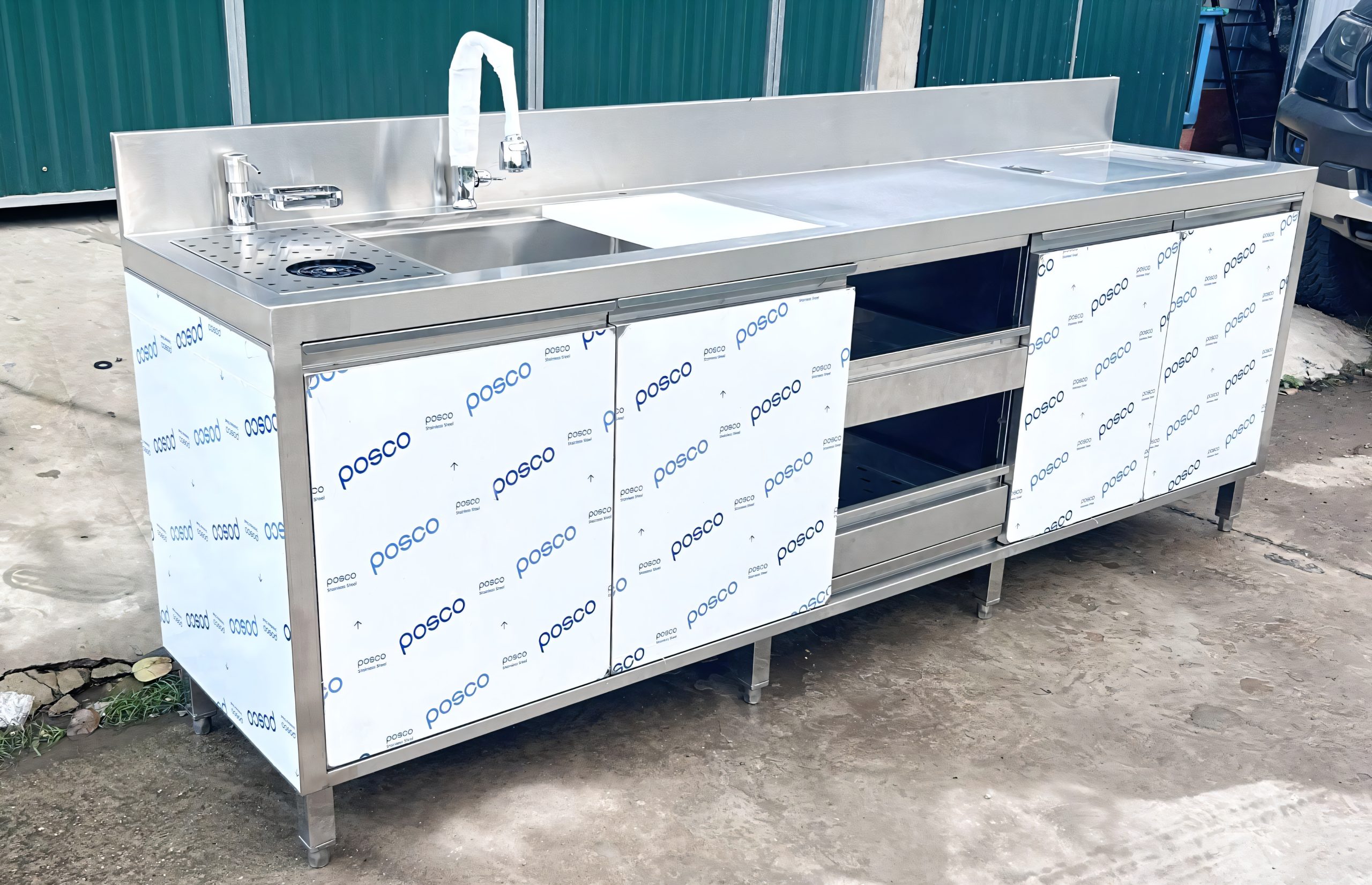 Quầy pha chế inox